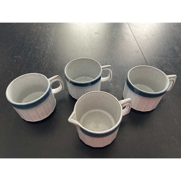 Ceramano W. Germany 105 Vintage Stoneware Aquarius 3 mugs, 1 creamer - Picture 2 of 8